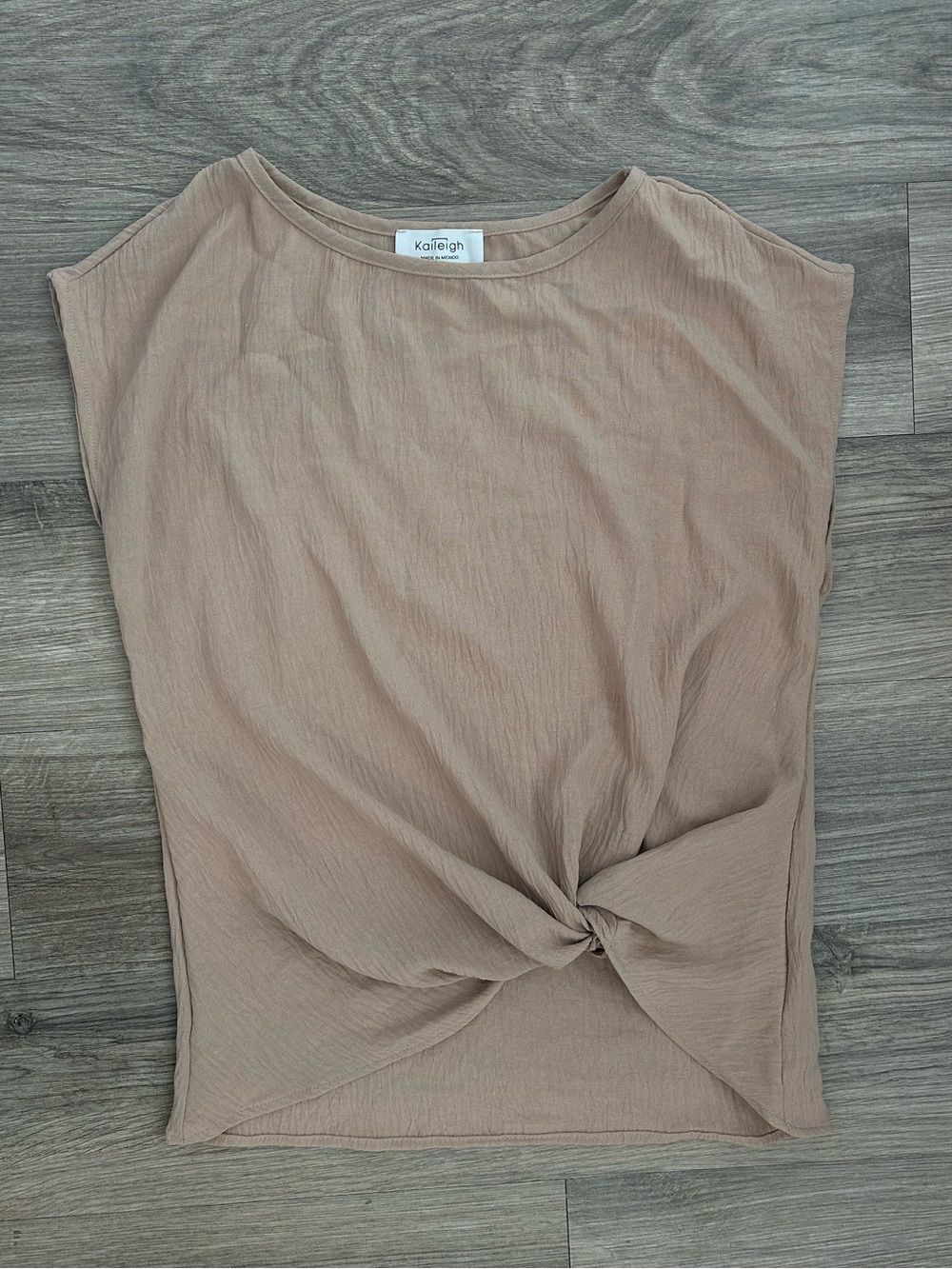 Kaileigh Taupe Knot-Front Cap Sleeve Crop Top